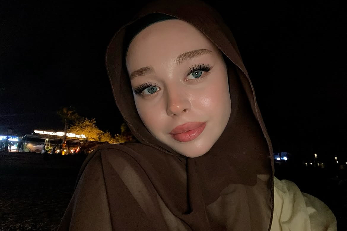 Bilgiç Deneyimsiz Escort Bayan Işıl
